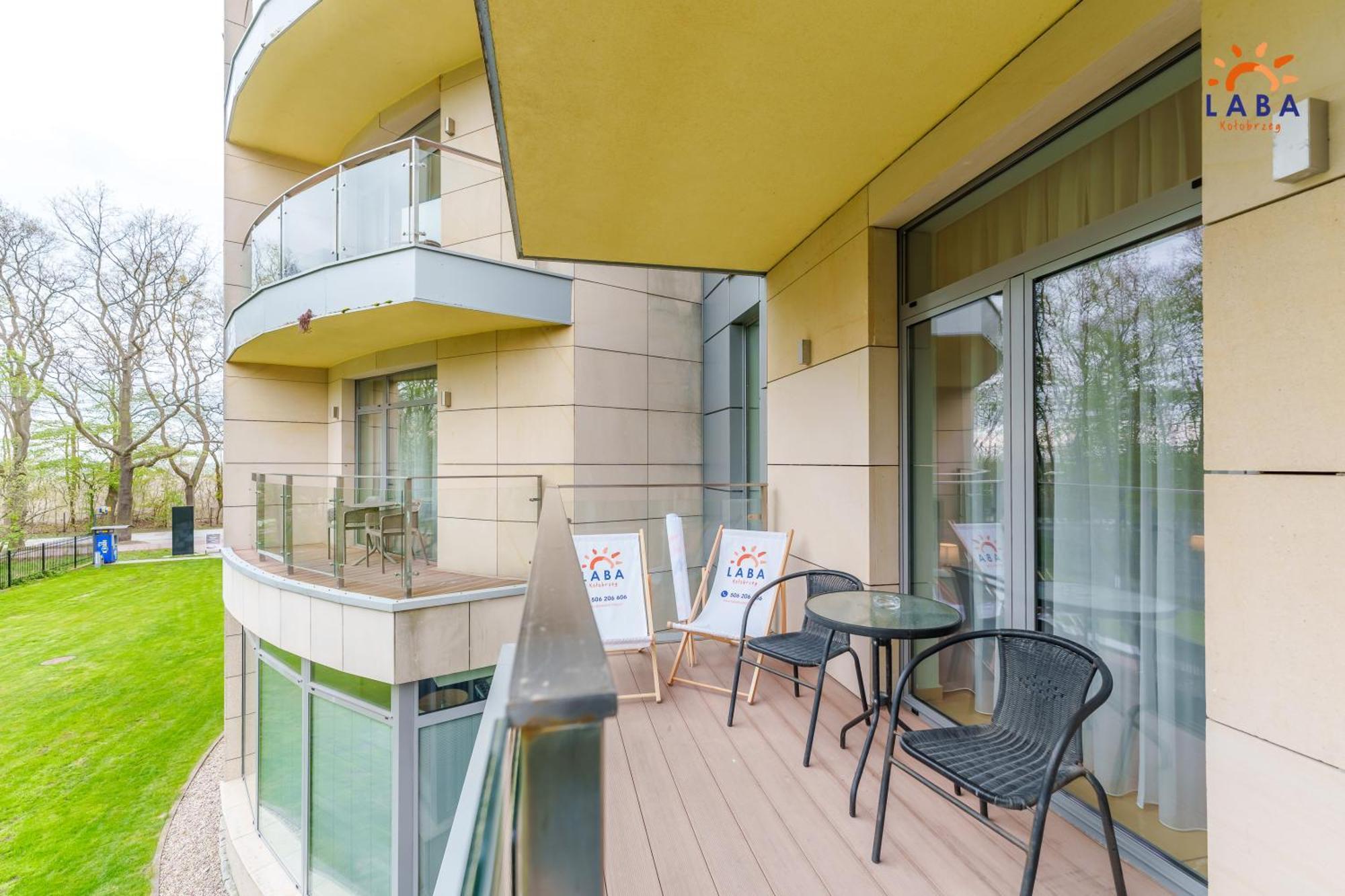 Laba Kolobrzeg Apartamenty Diune Z Parkingiem Exterior photo